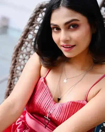 Call Girls Service in Mangrol